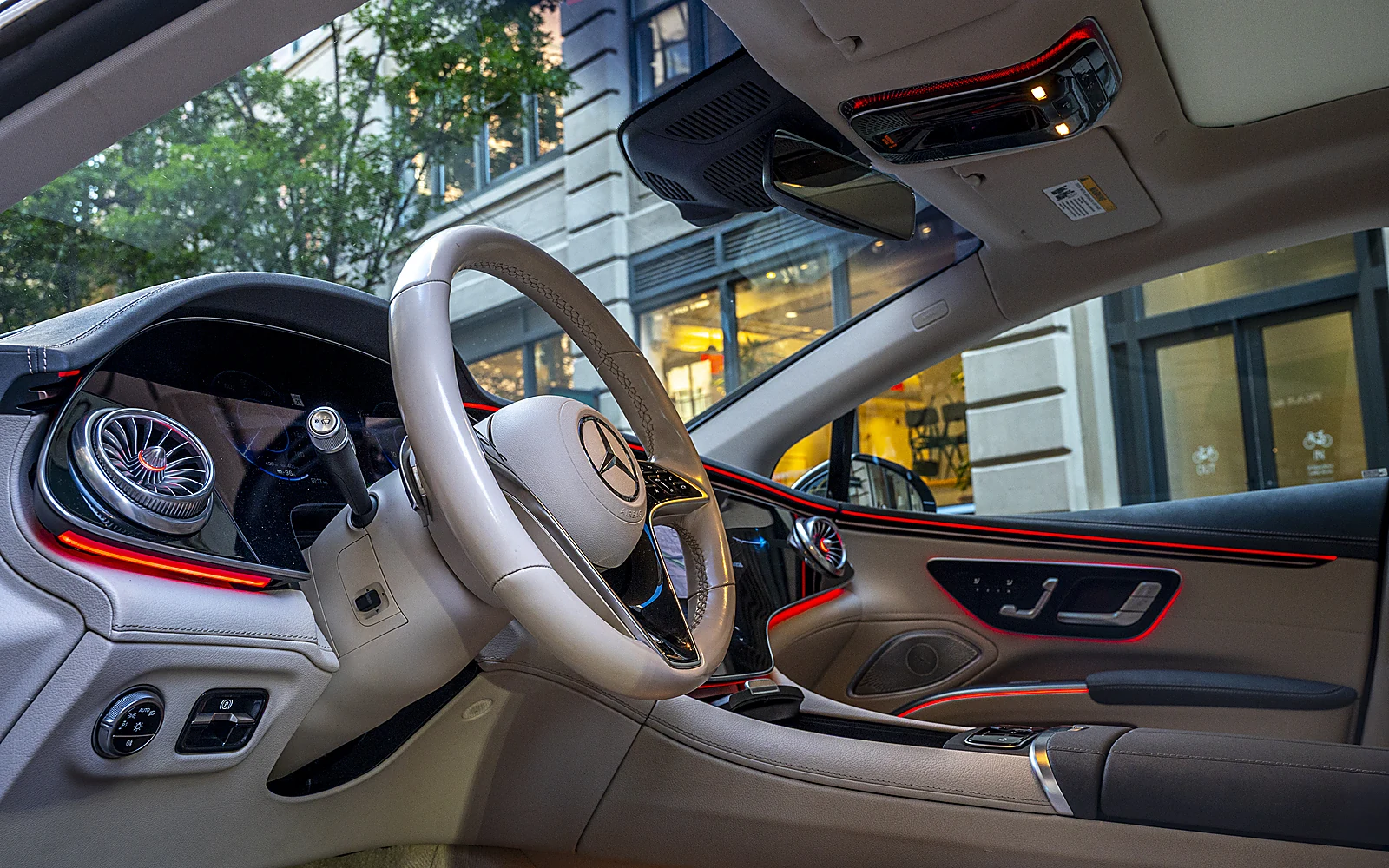 Mercedes-Benz EQS 580 4MATIC, cockpit and dashboard