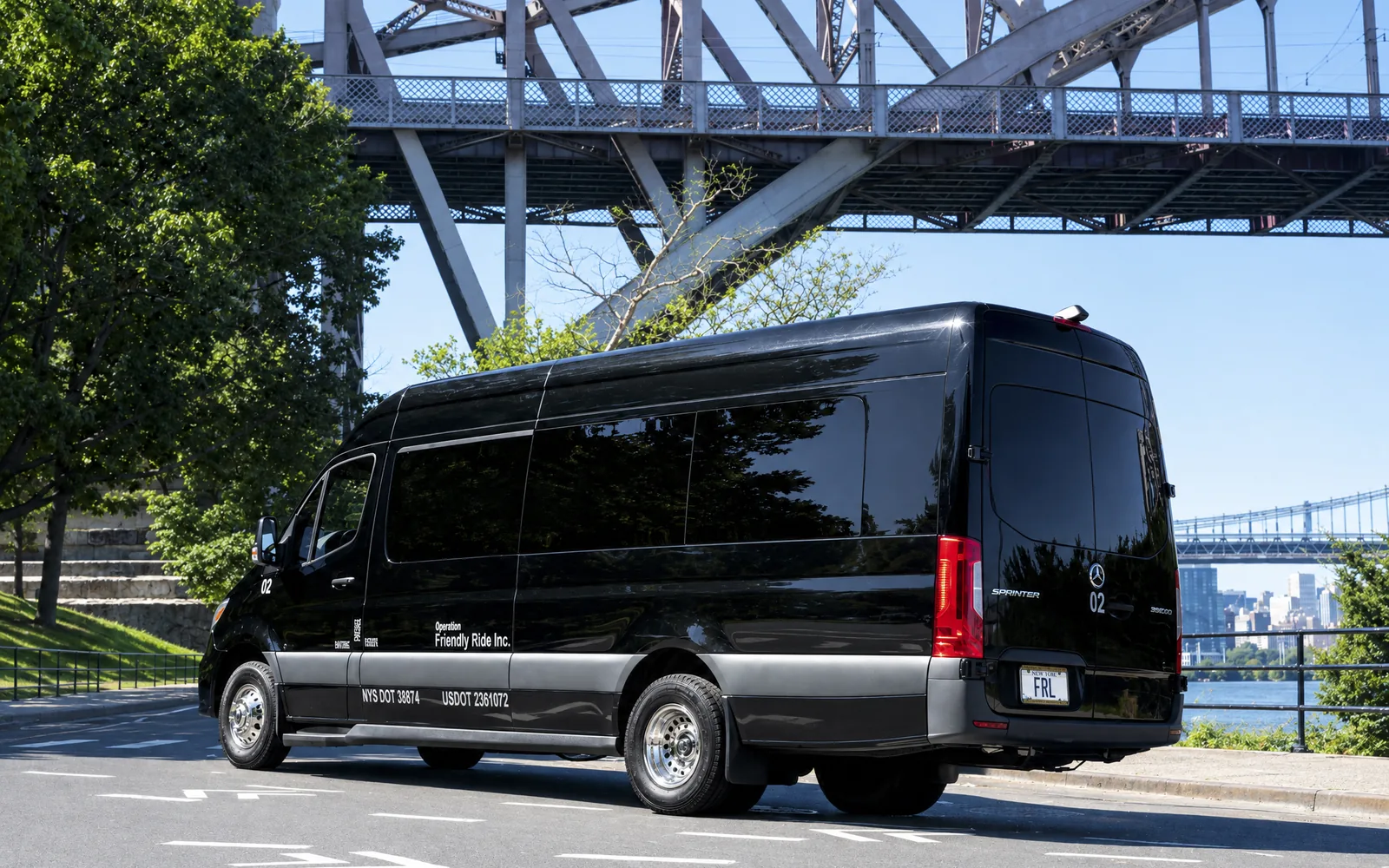 Mercedes-Benz Sprinter Limo, side profile, black exterior