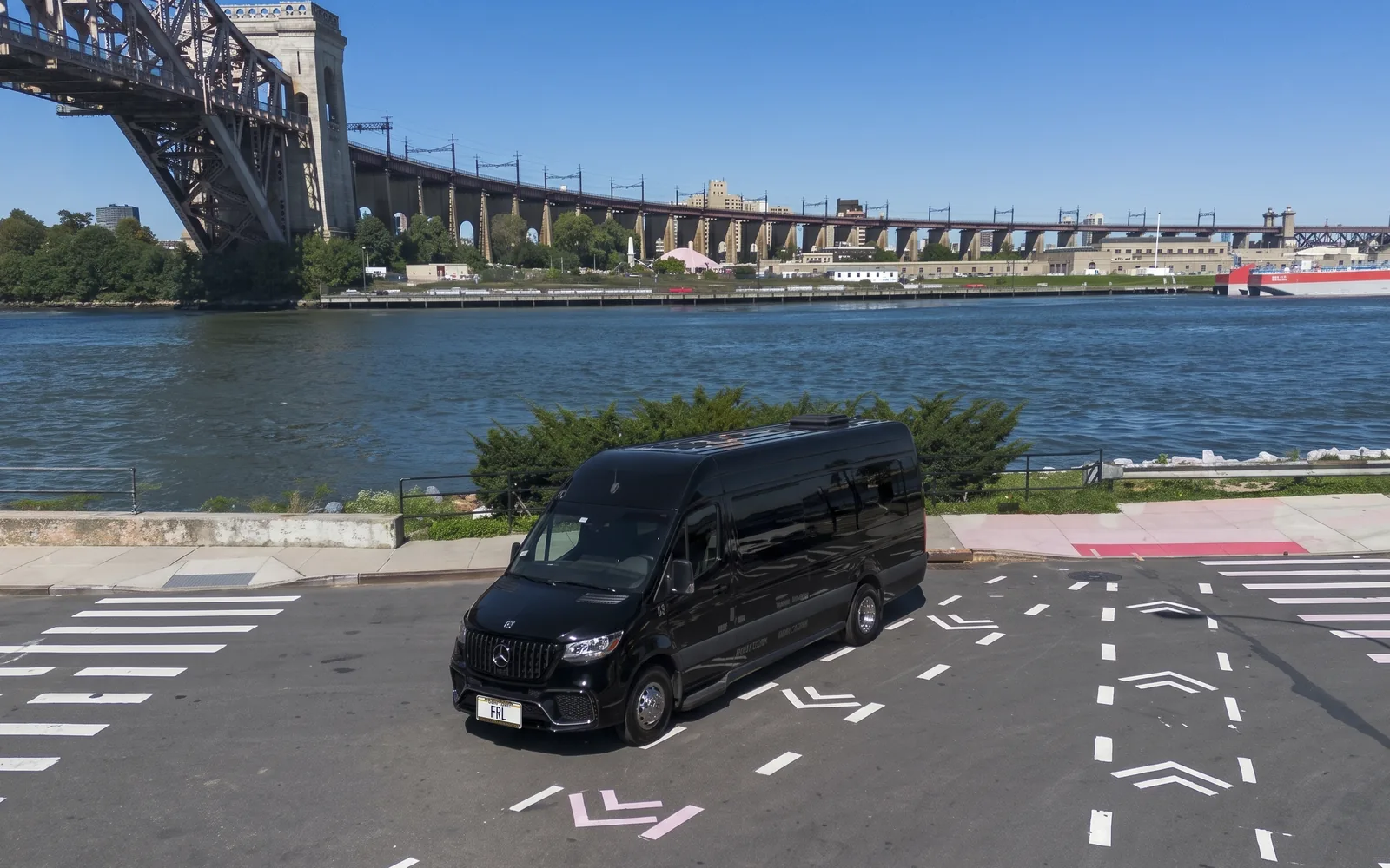 Mercedes-Benz Sprinter Limo, rear three-quarter at the waterfront
